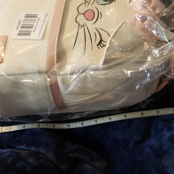 Disney's Marie (Disney's Aristocats) loungefly bag - Picture 8 of 8